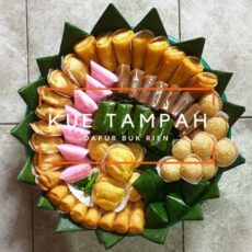 jual-kue-tampah-jajan-pasar-kue-nampah-kue-tradisional-jajanan-tradisional-bekasi (2)